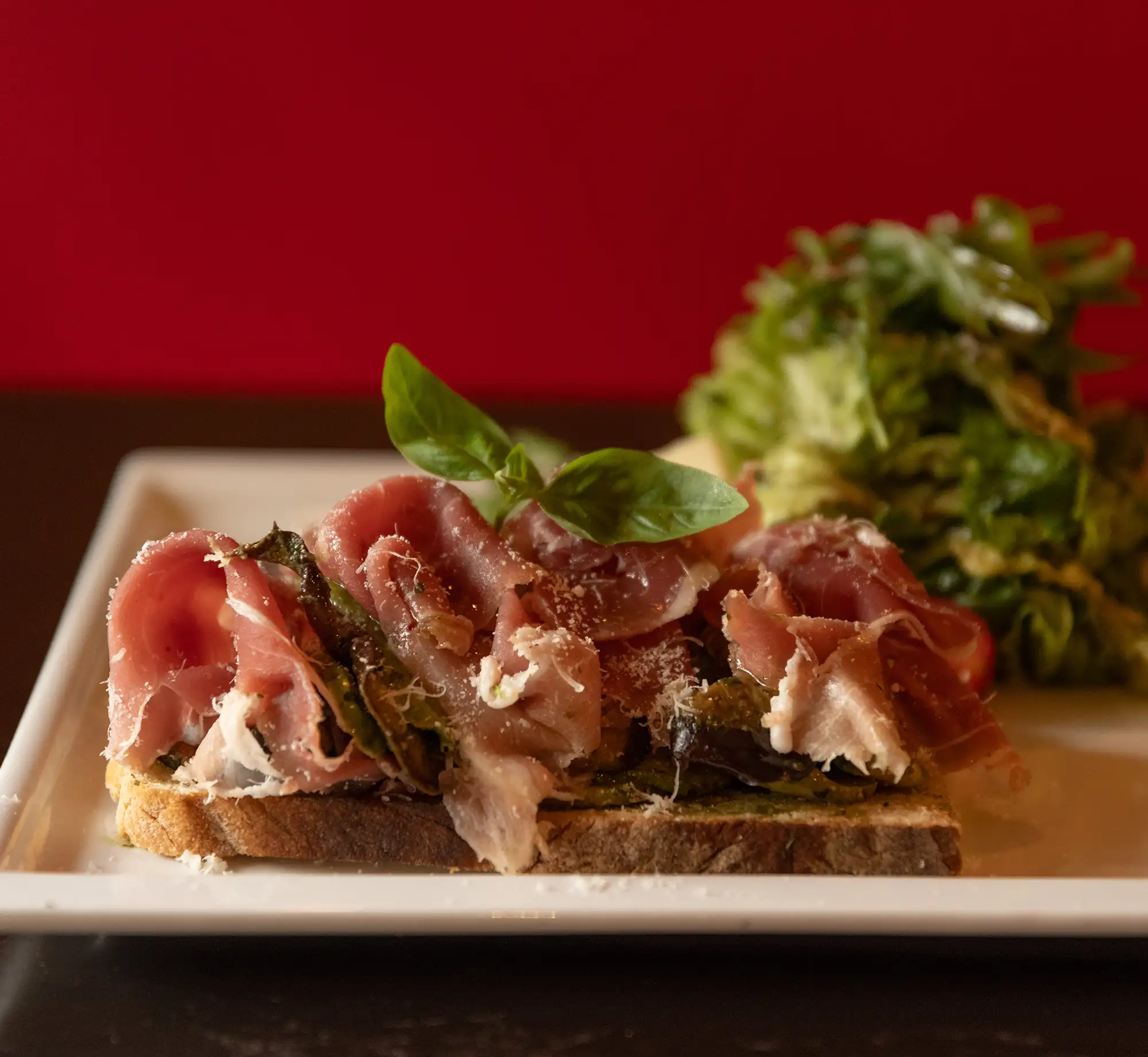 Bruschetta au jambon  (hallal ou porc)